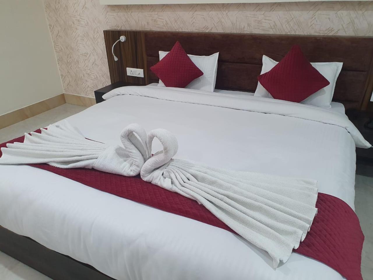 Akash Hotel Managed By Jk Hotels & Resorts Kathua Екстериор снимка