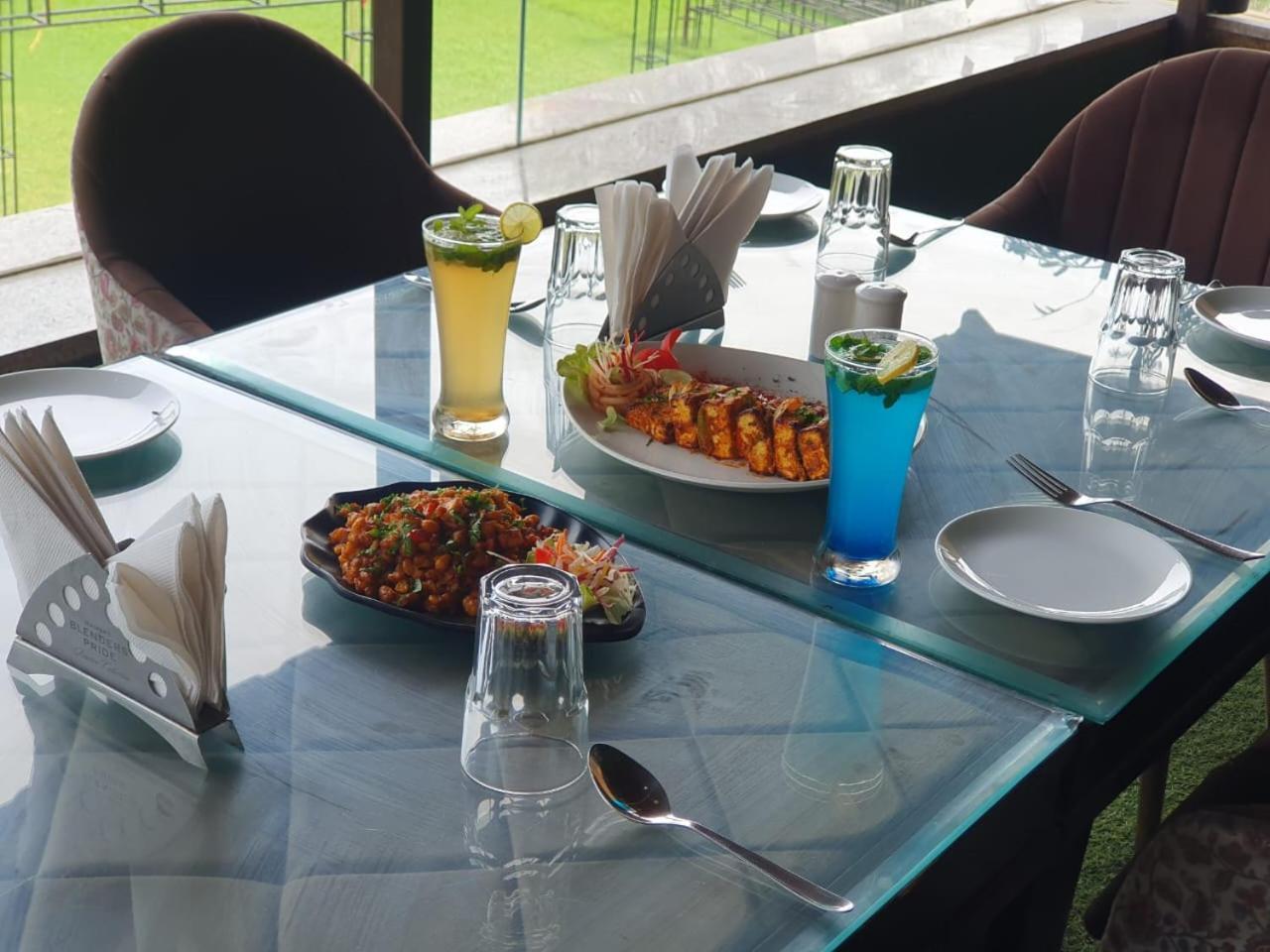 Akash Hotel Managed By Jk Hotels & Resorts Kathua Екстериор снимка