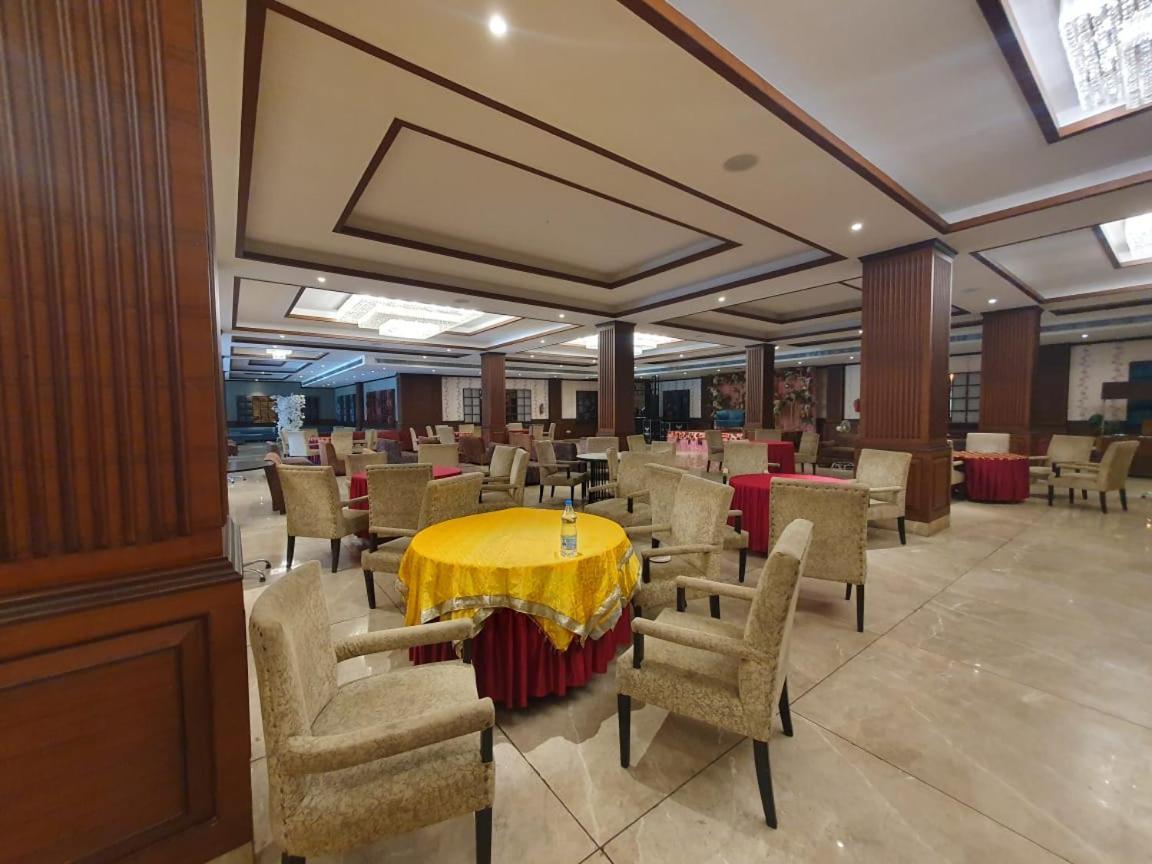 Akash Hotel Managed By Jk Hotels & Resorts Kathua Екстериор снимка